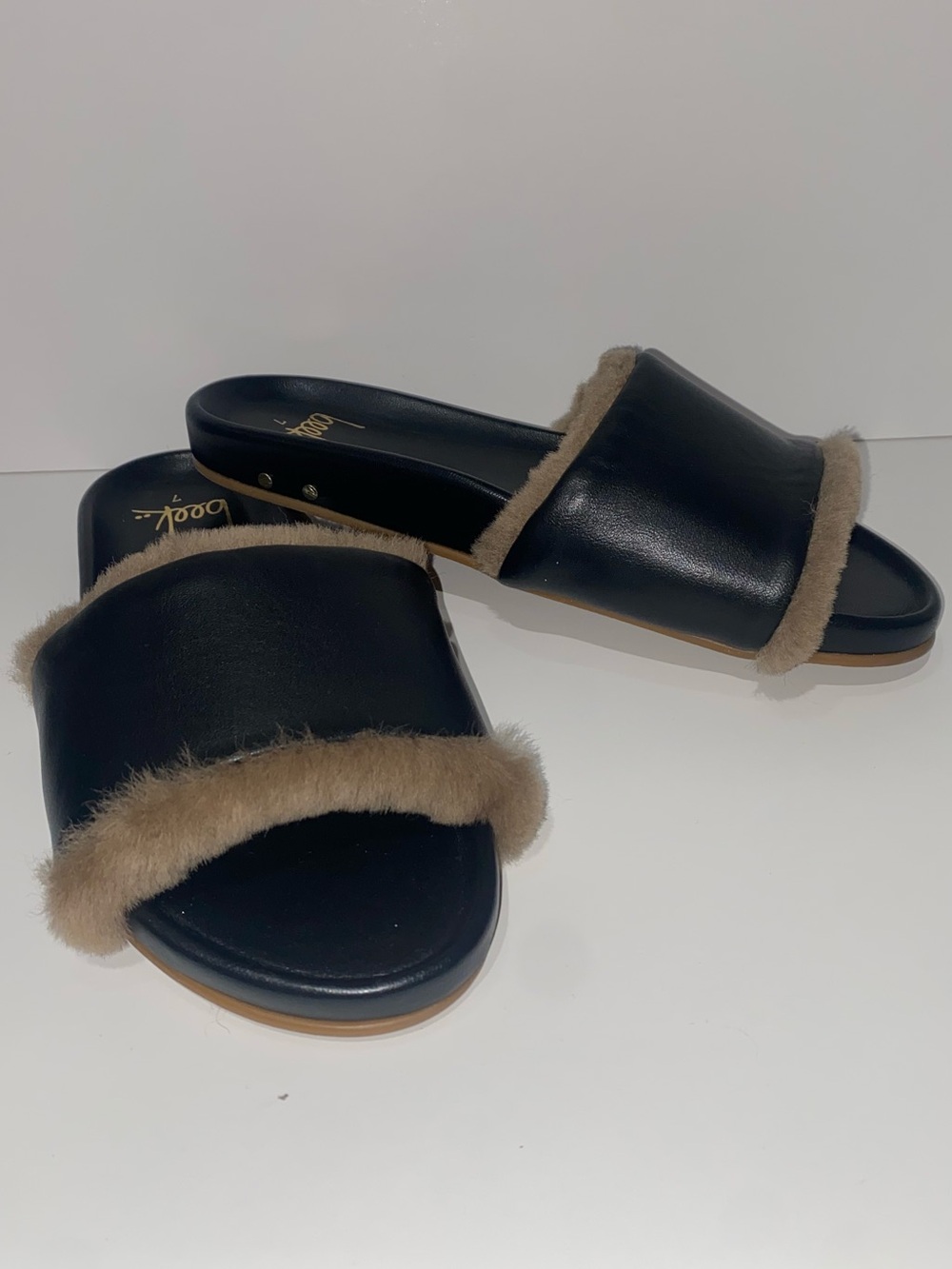 BEEK Gallito Genuine Shearling Black Leather Slide Sandals – Sz 7